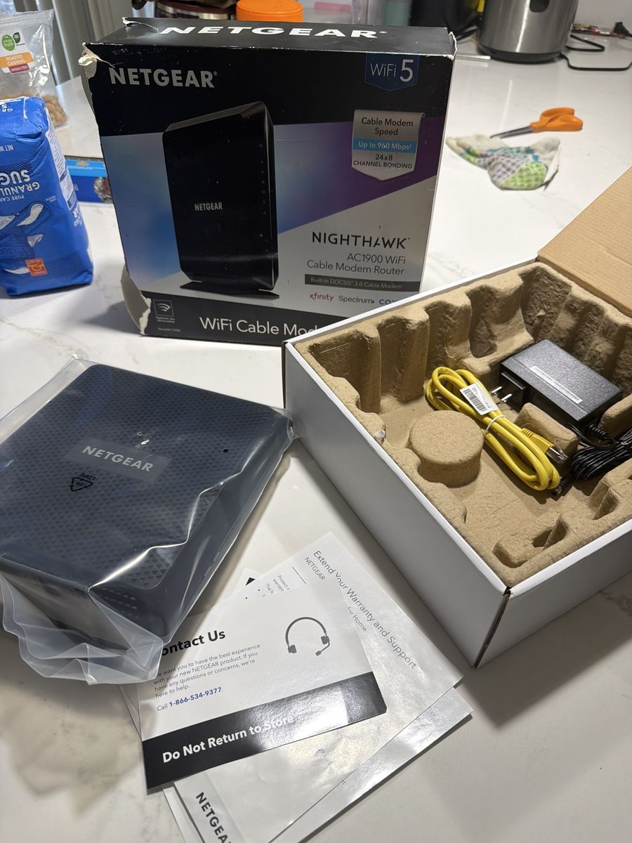 NETGEAR Nighthawk AC1900 WiFi Cable Modem Router - DOCSIS 3.0, up to 960 Mbps