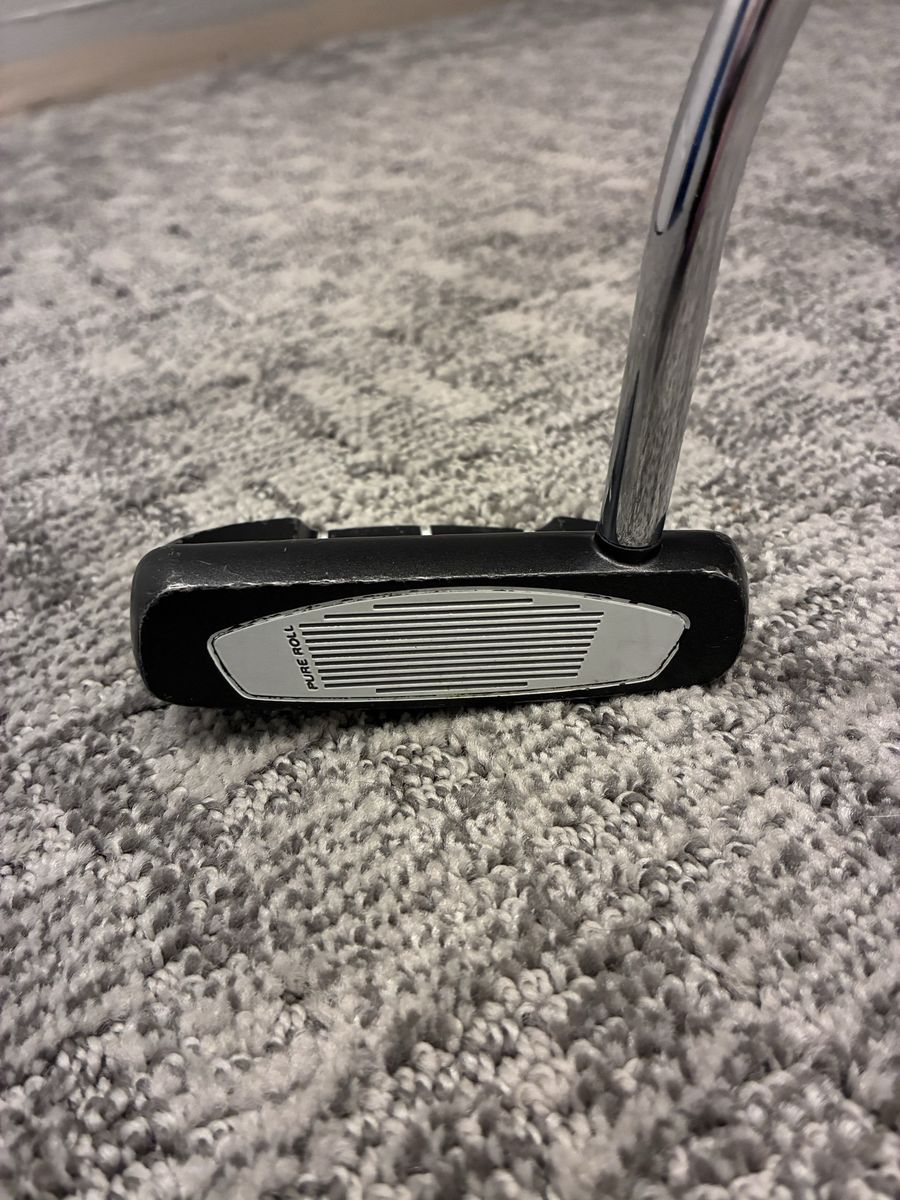 TaylorMade white Smoke MC-72 Black Mallet Putter