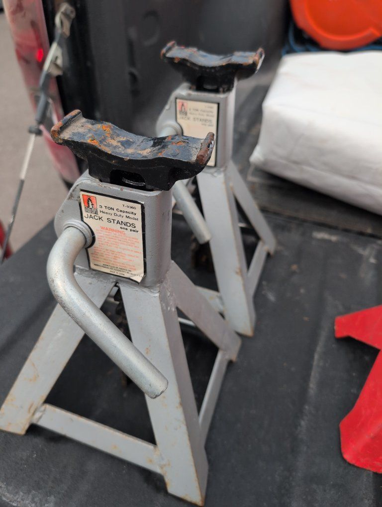 Heavy Duty 3 Ton Jack Stands (One Pair)