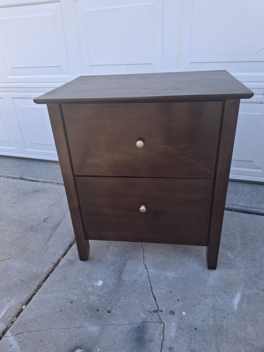pine wood nightstand/dark capuchinno