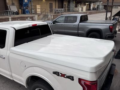 LEER Fiberglass Tonneau Cover – Ford F-150 6.5’ Bed