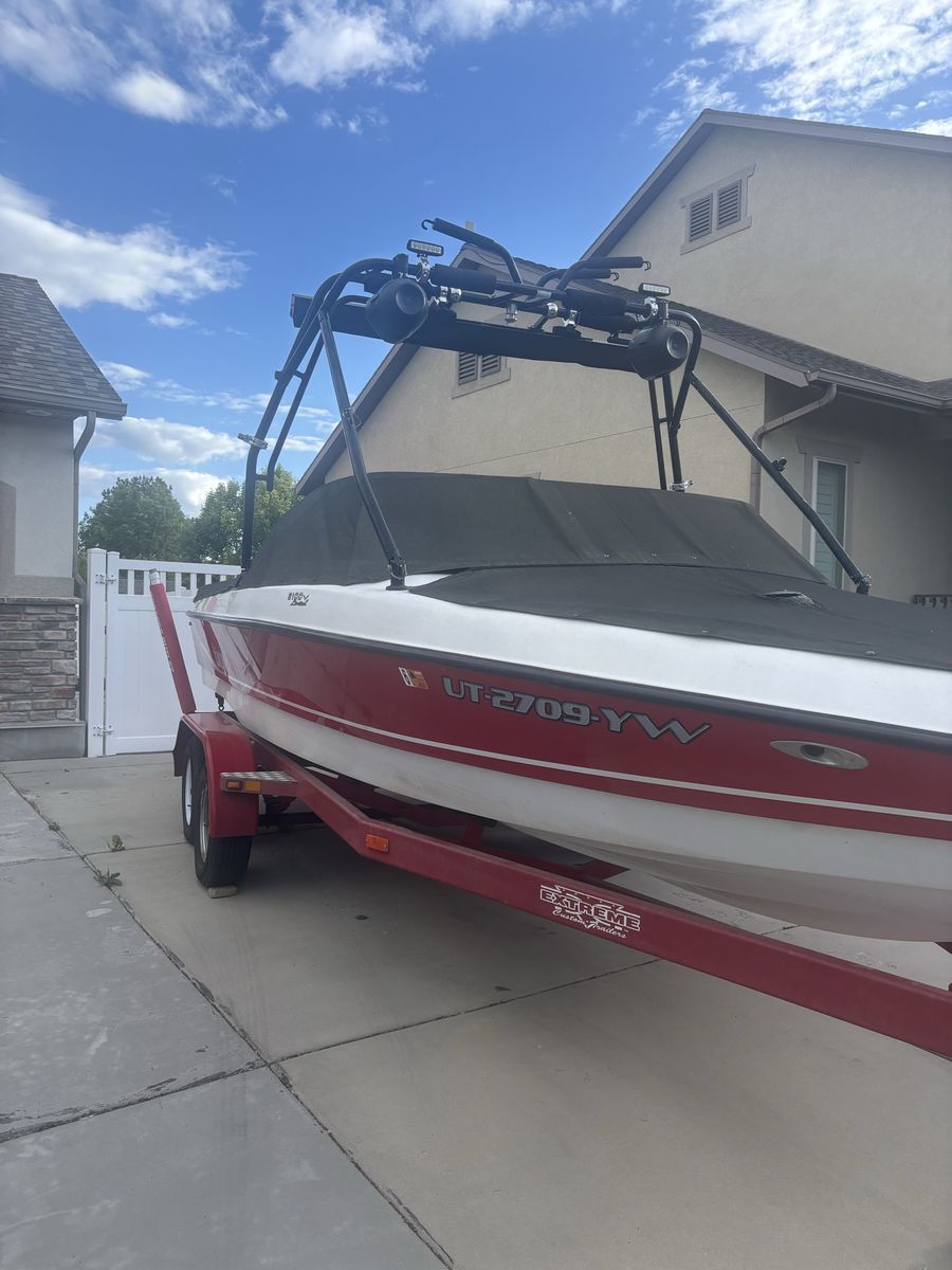 2001 Tige 2100v Wake & Surf Boat