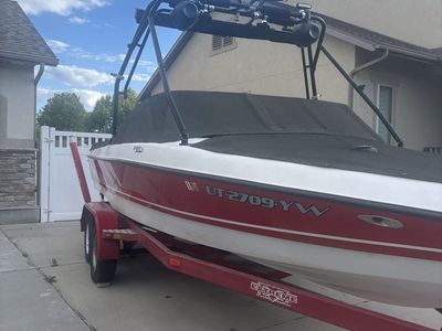 2001 Tige 2100v Wake & Surf Boat