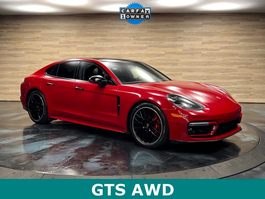 2023 Porsche Panamera GTS