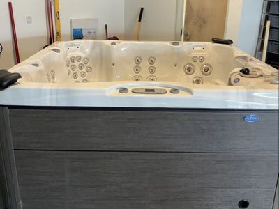 2025 Cal Spas Malibu
