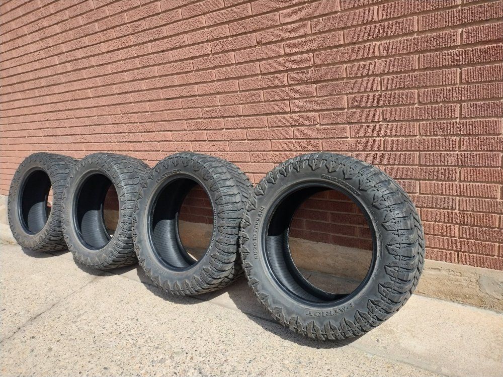 33x12.50 R20