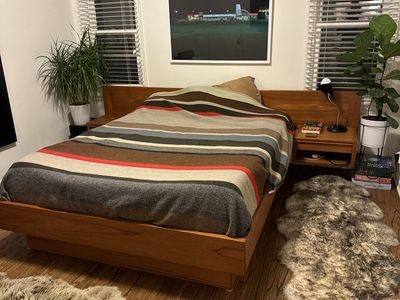 Vintage Mid-Century Danish Modern Teak Queen Platform Bed w/ Floating Nightstands