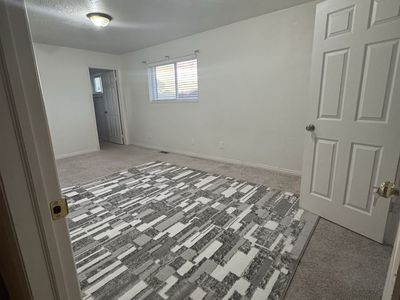 PRIVATE ROOM WITH PRIVATE BATHROOM FOR RENT (MALE ONLY)