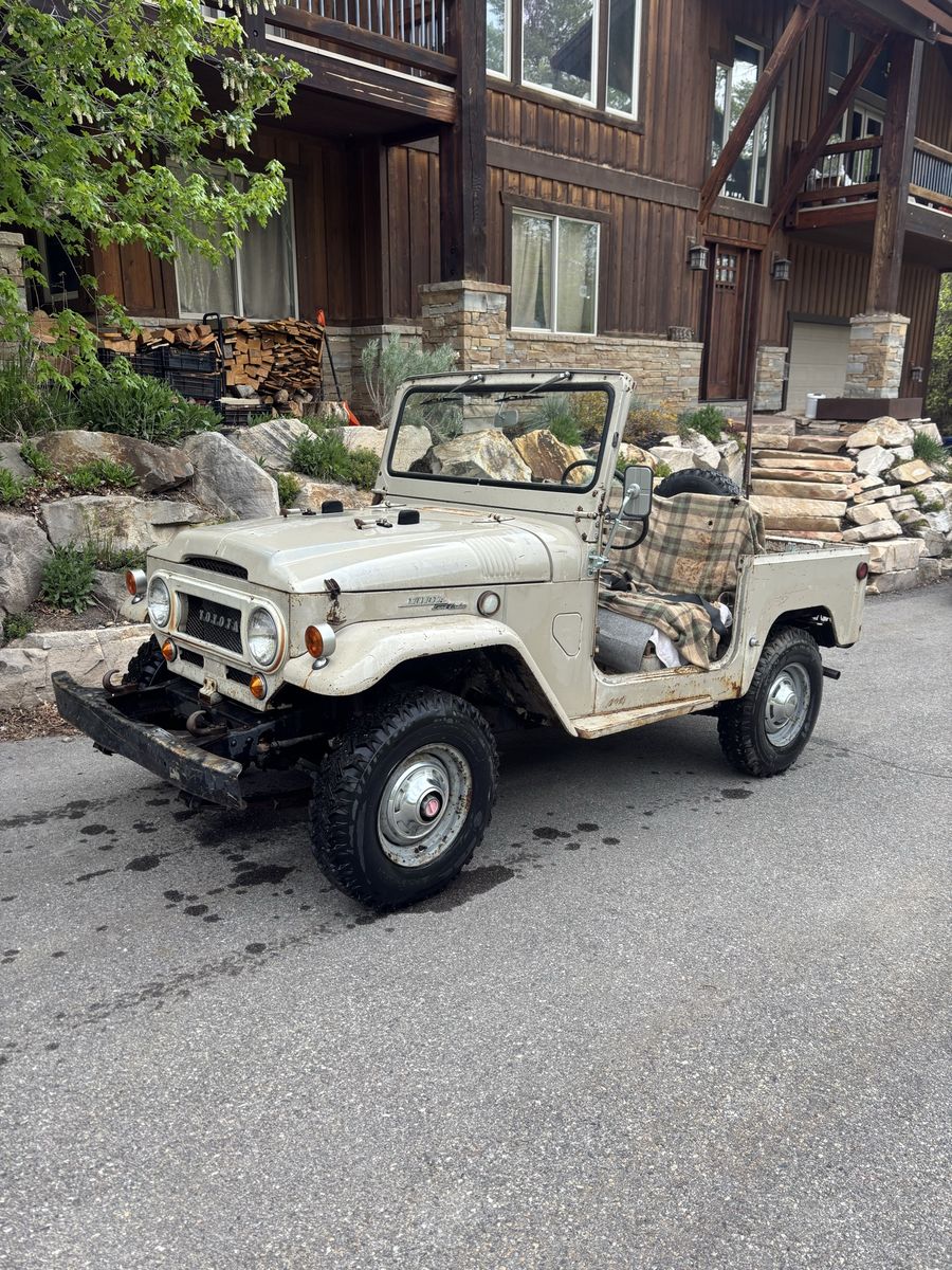 1968 Toyota Land Cruiser Base