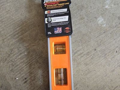 Johnson 9" Magnetic Torpedo Level