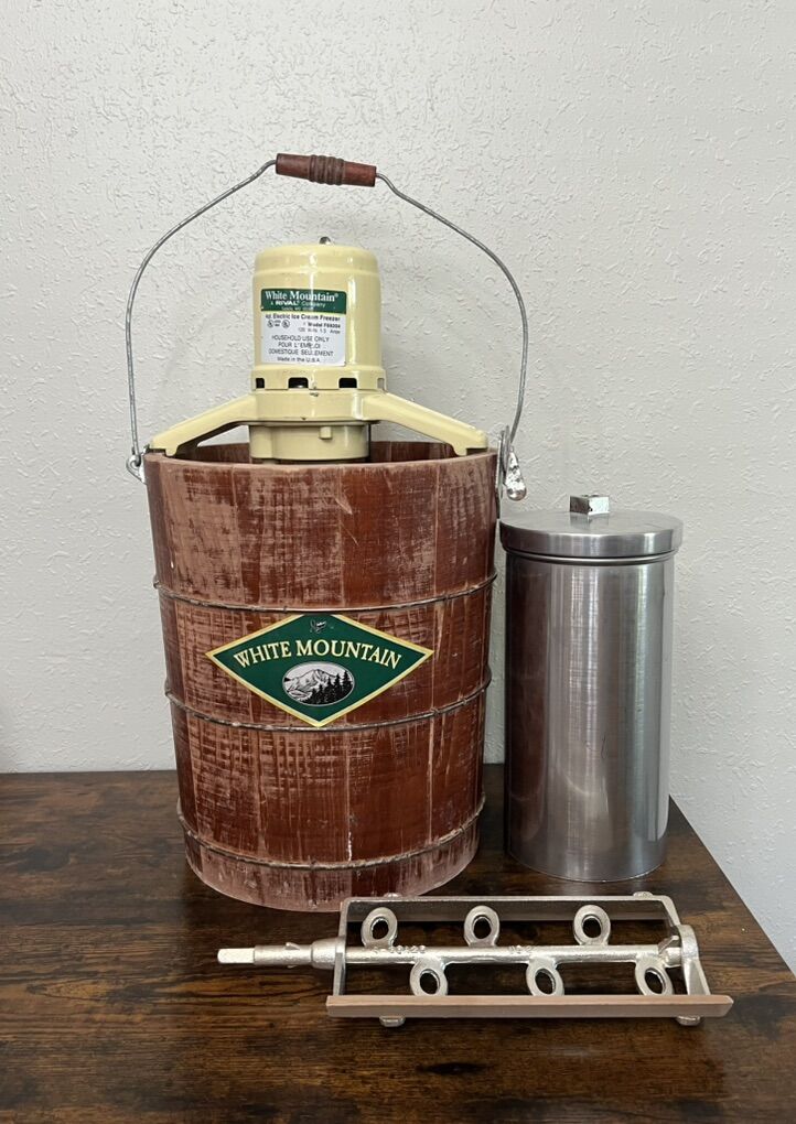 4qt White Mountain Ice Cream Machine Electric