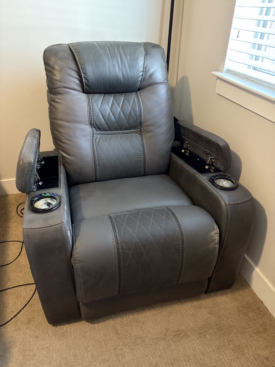 Electric Recliner Chair - Gray Leather, Diamond Stitching, Cupholders, arm chair Storage