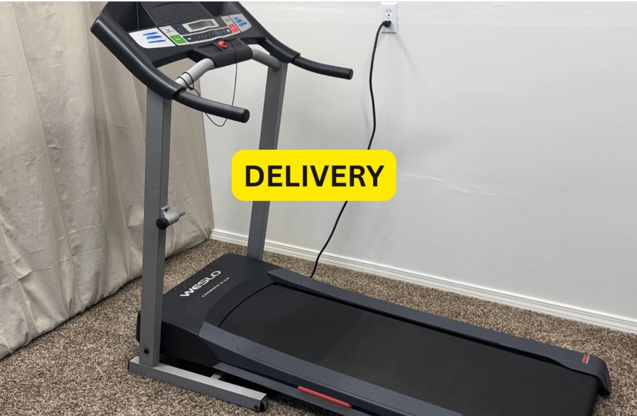 DELIVERY - Weslo Cadence G 5.9 Folding Treadmill