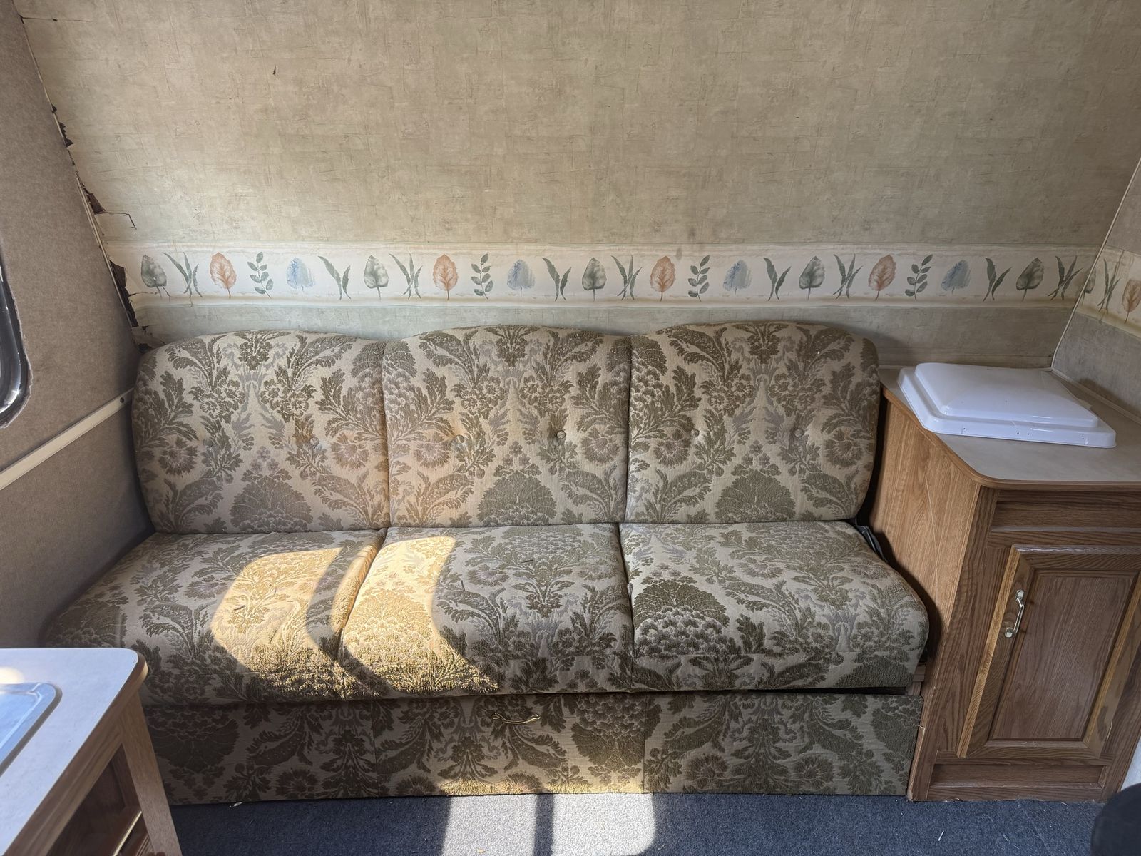 Main image 10