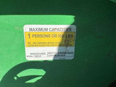 Ascend D10 Limited Kayak