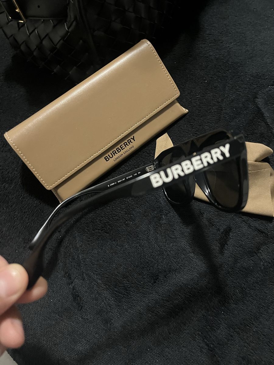 Burberry Mens Sun Glasses