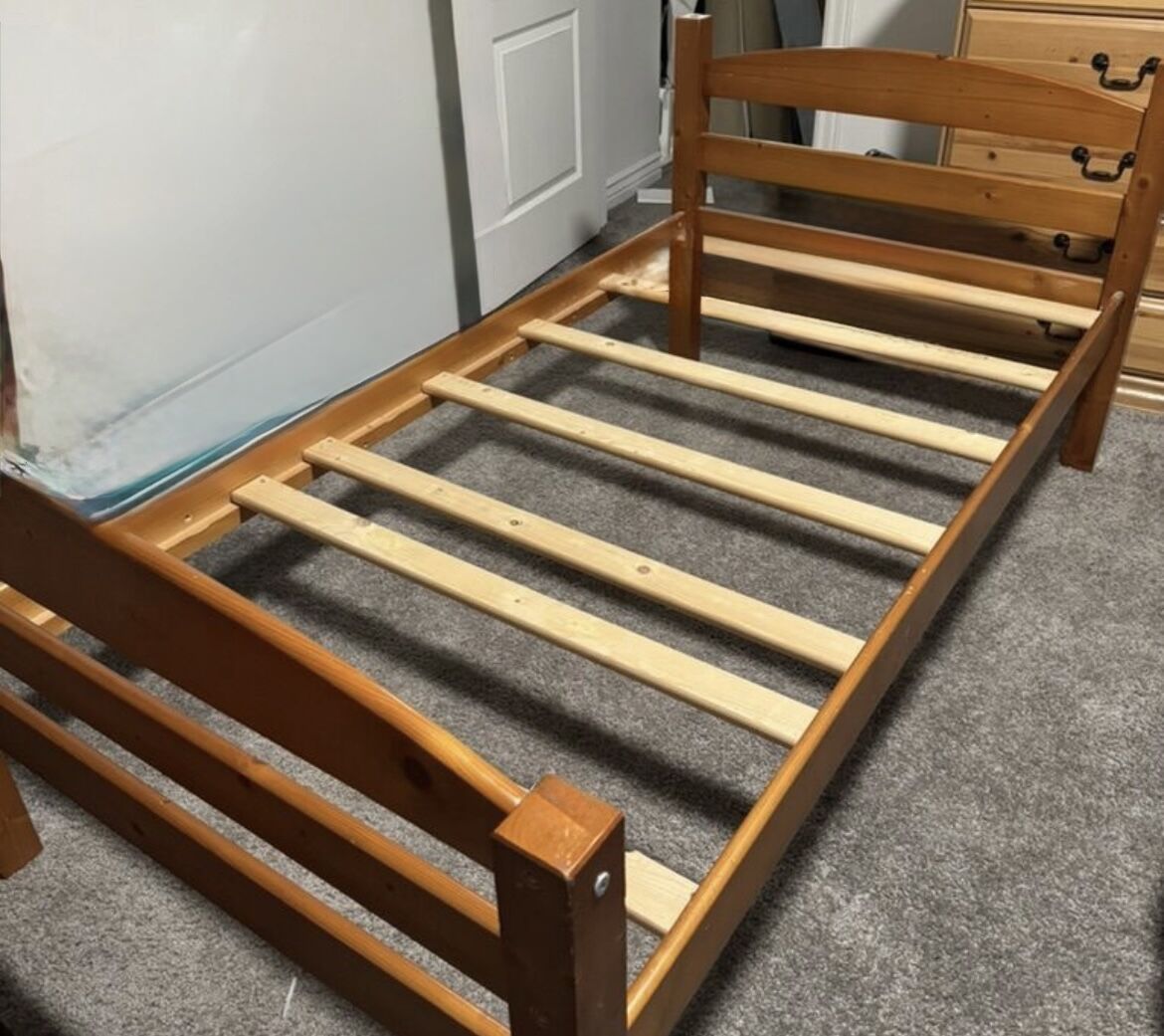 Twin bed with mattress!