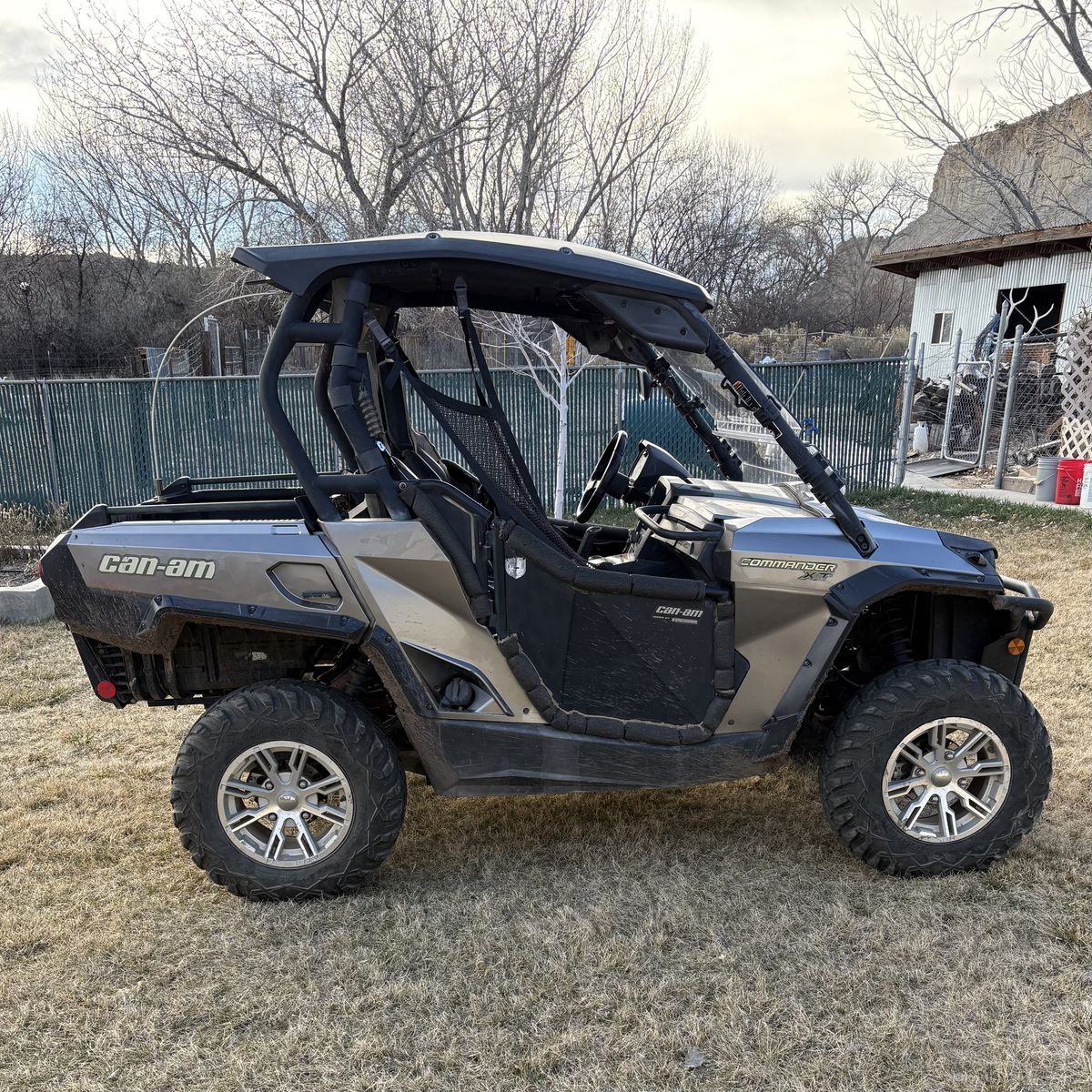 2013 Can-Am Commander XT side by side UTV