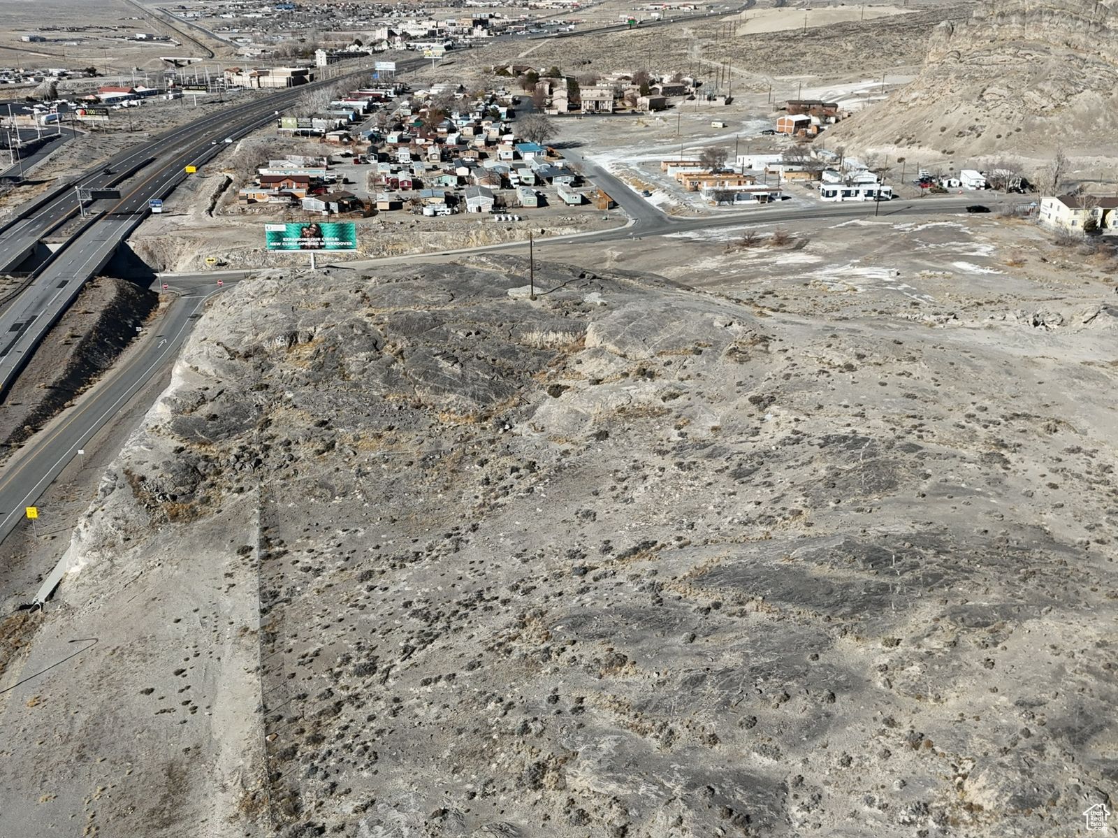 Main image 5