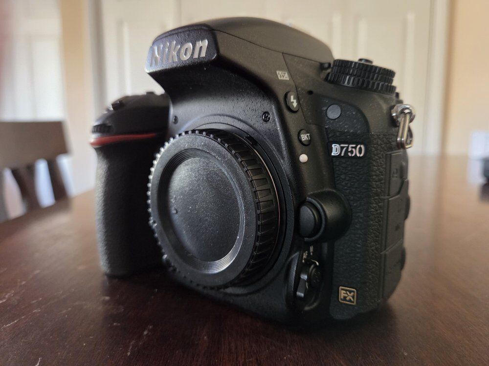 Nikon D750 24mp DSLR Camera