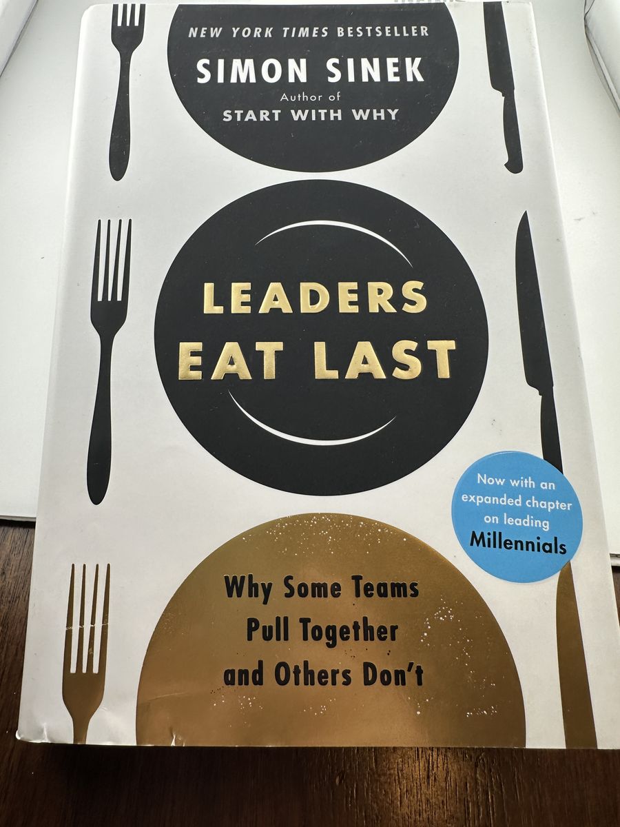 Leaders Eat Last Simon Sinek HC 2017 Expanded Ed DJ Business Book