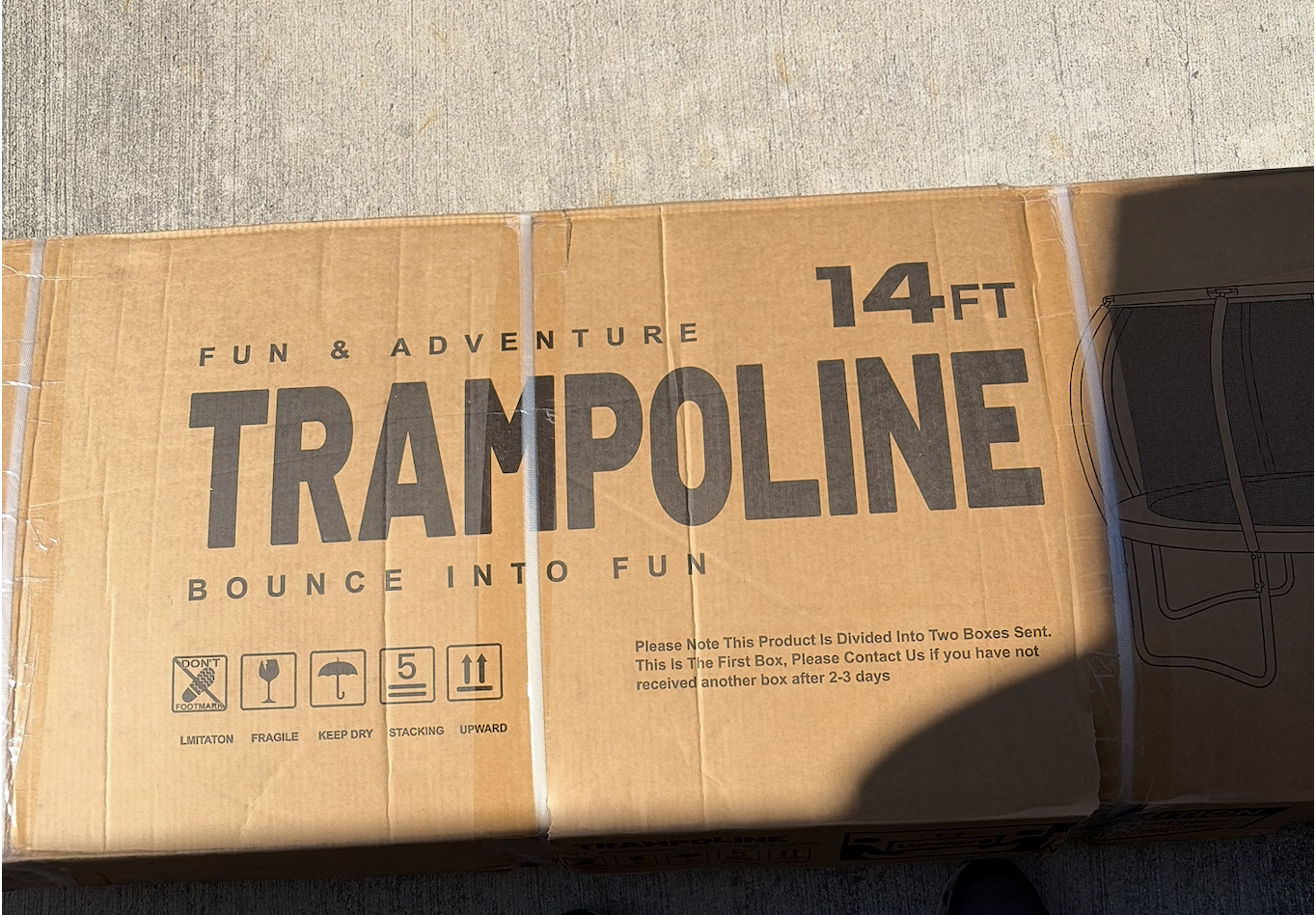 Outdoor Trampoline with Enclosure Net, Heavy Duty Yard Trampoline