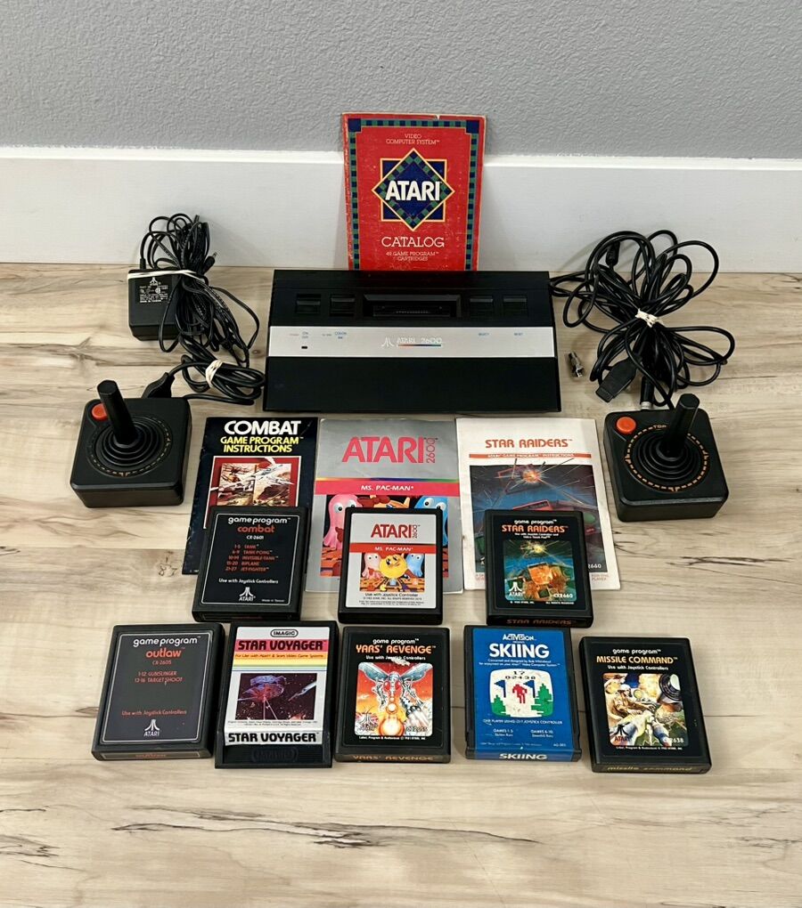 Atari 2600 Jr. Console Bundle - Works