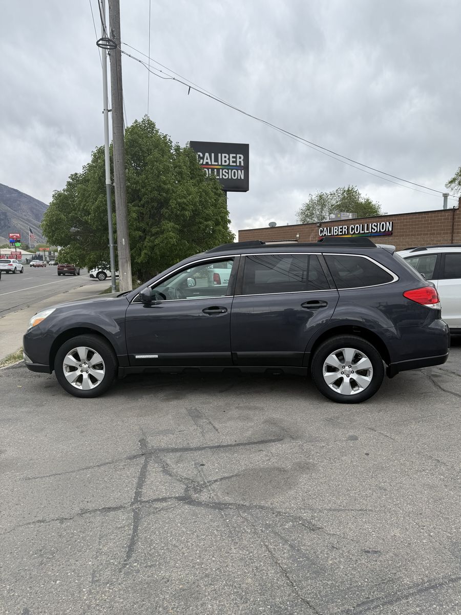 2011 SUBARU OUTBACK 2.5i Premium