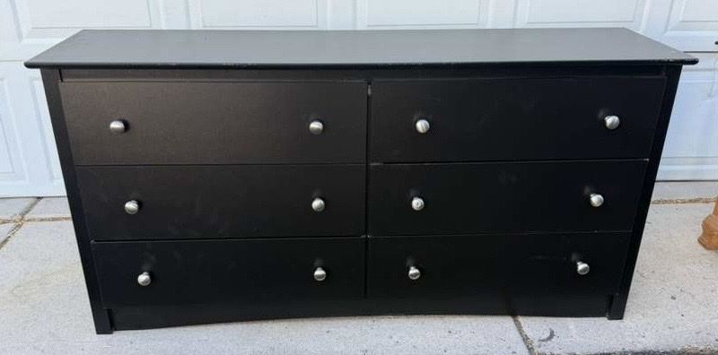 Black dresser