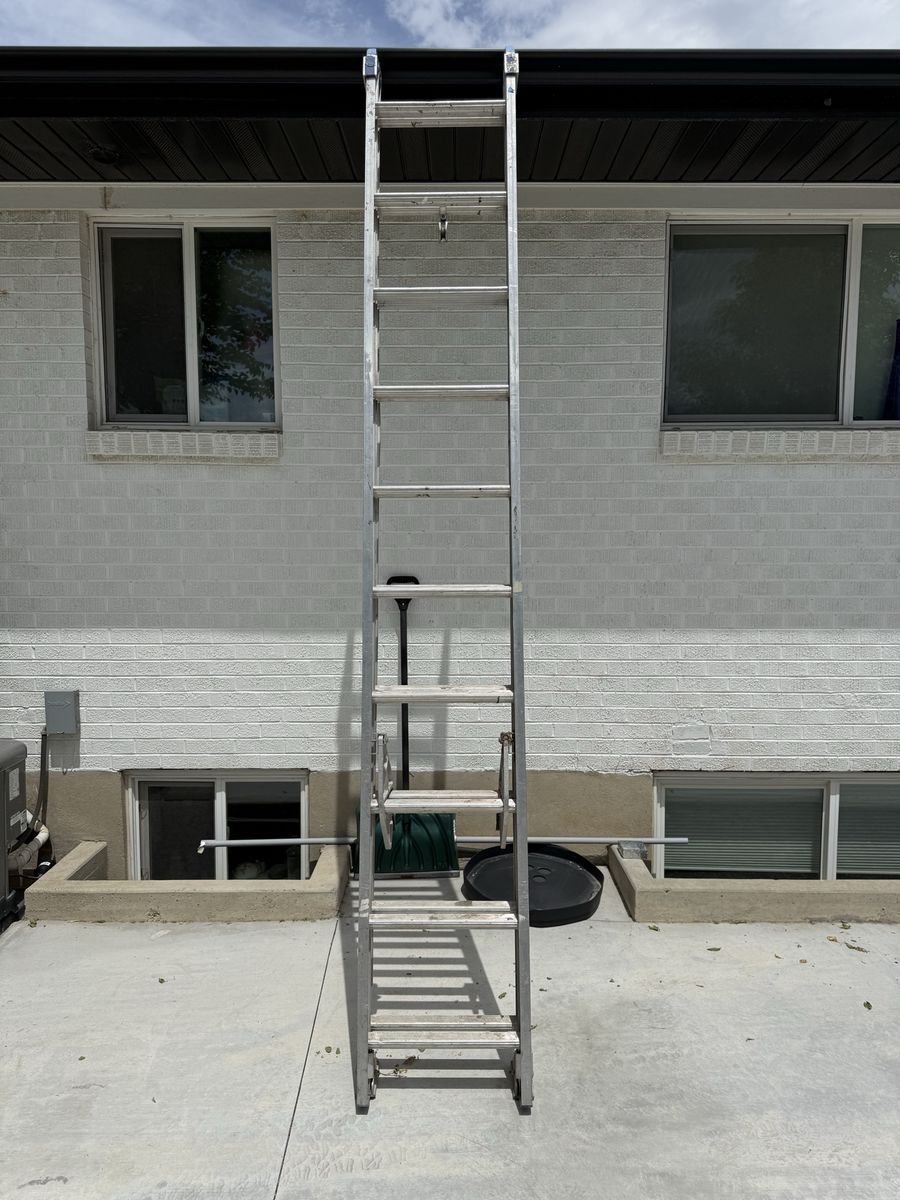 20’ Aluminum extension ladder $100