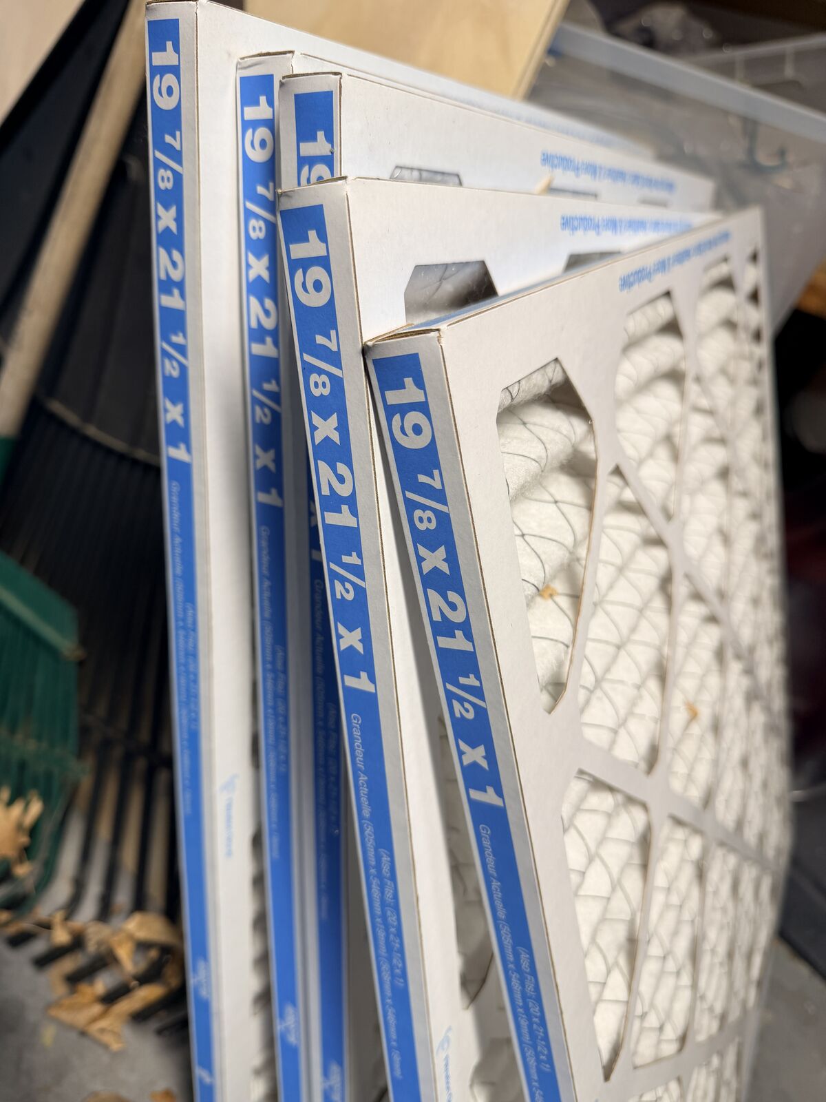 New 5 pieces 19 7/8 x 21 1/2 x 1 Aerostar MERV 13 air filters