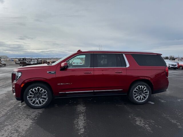 2023 GMC Yukon XL Denali Ultimate
