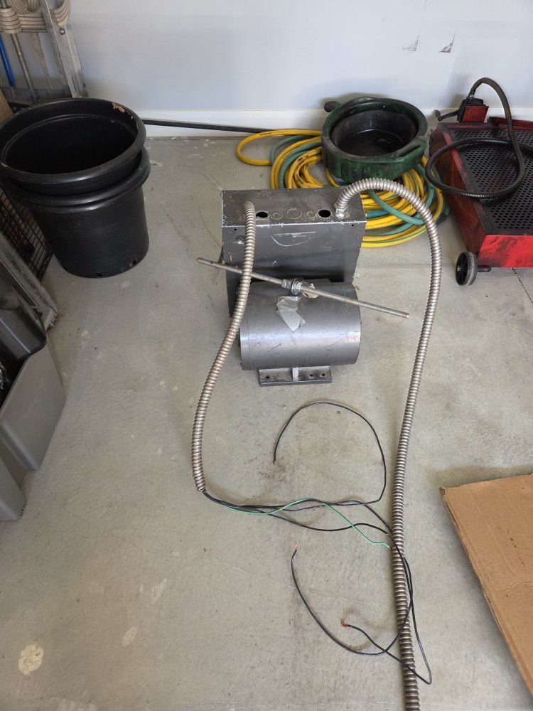 Main image 6