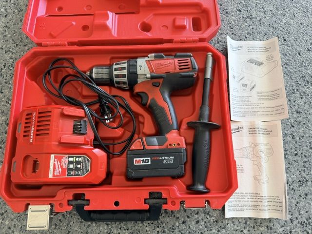 Milwaukee Hammer Drill Set