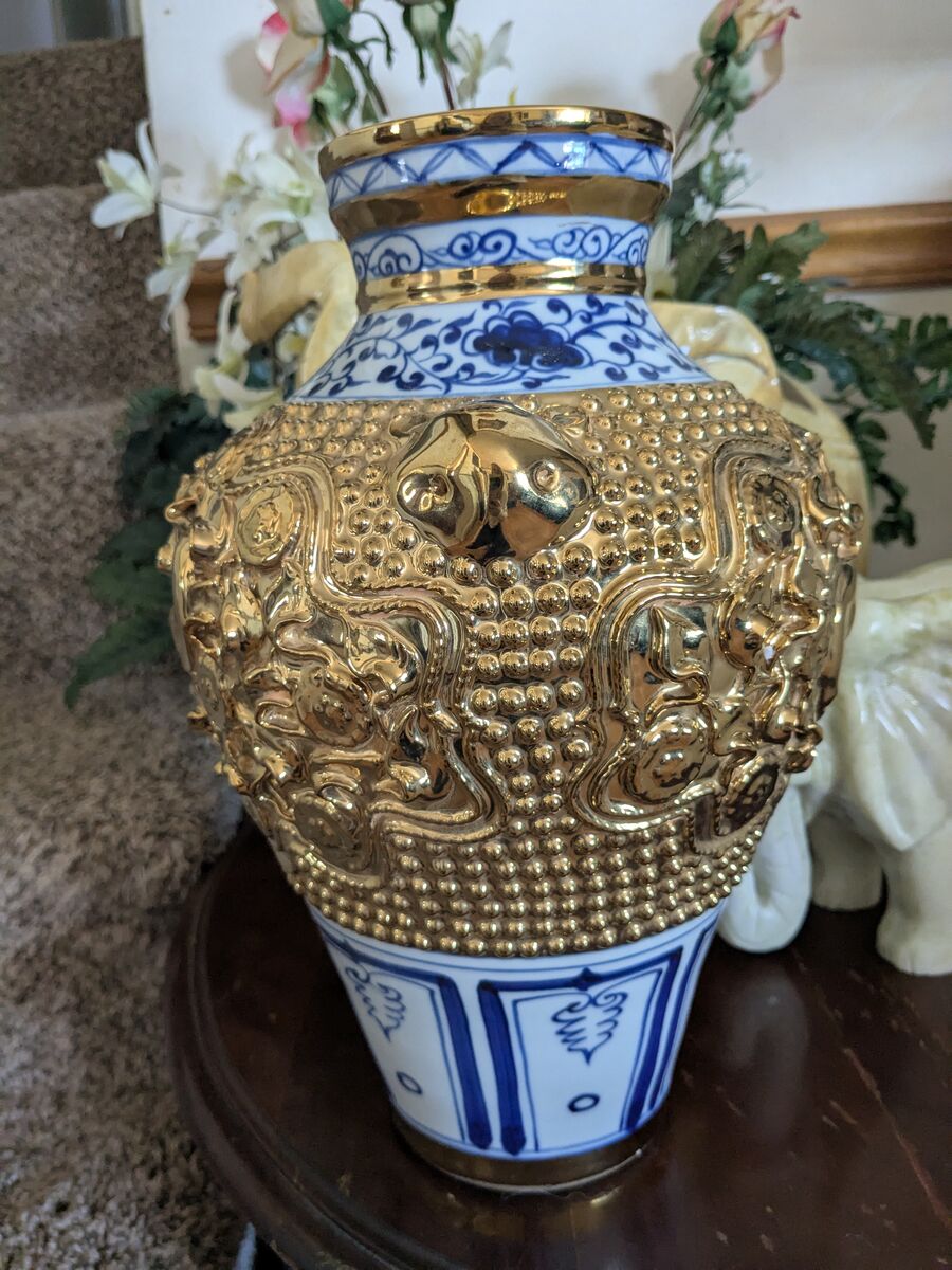 Asian vase, replica ming dynasty gold gilt