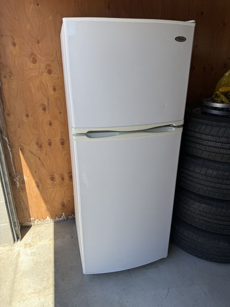 Whirlpool fridge freezer combo