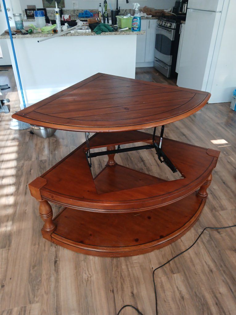 Main image 3