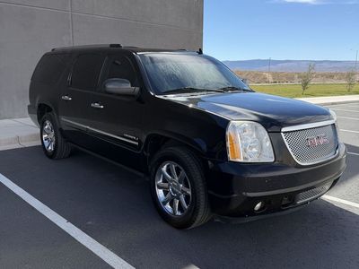 2010 GMC YUKON Denali