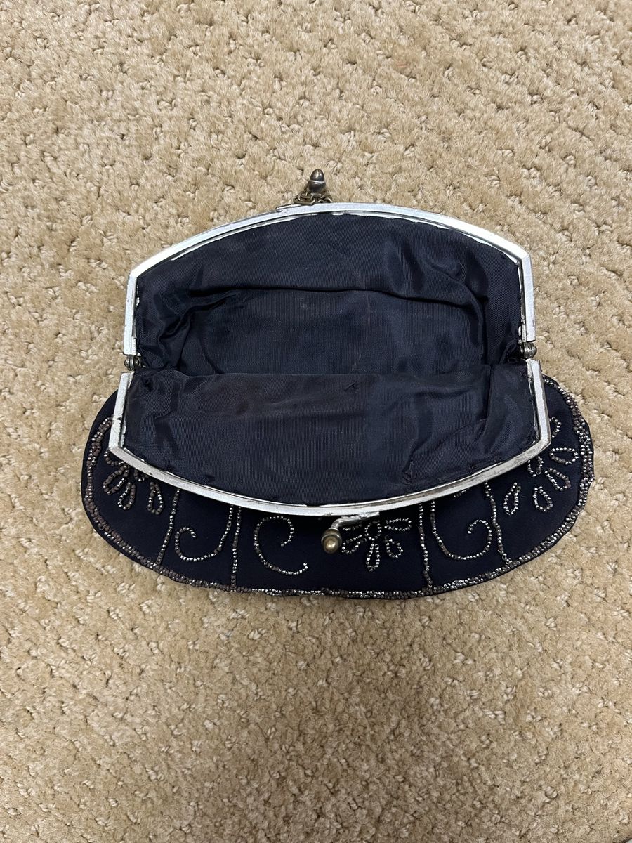Main image 3