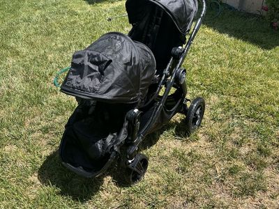 Black on Black City Select Double Stroller