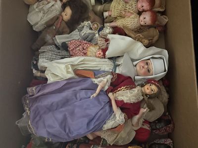 Vintage Doll Collection - Assorted Dolls, Porcelain & Plastic, Various Outfits (Large Lot)