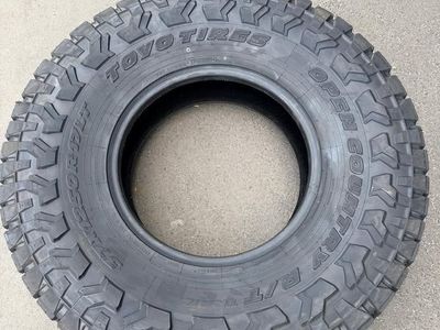 NEW 37X12.50R17LT - TOYO OPEN COUNTRY R/T TRAIL TIRES