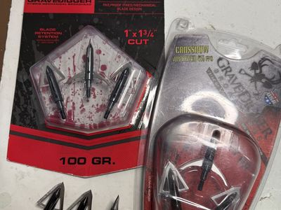 (9) Bloodsport Gravedigger Broadheads 100 Grain