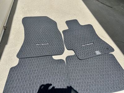 Floor mats (brand new)