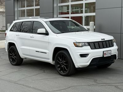 2019 JEEP GRAND CHEROKEE Altitude