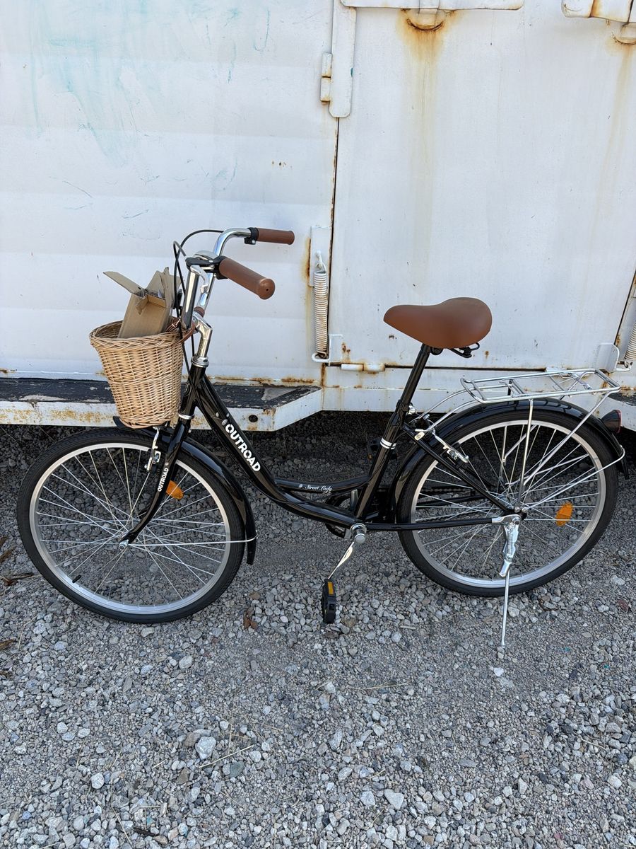 Outroad Street Lady Cruiser Bicycle with Basket and Rear Cargo Rack