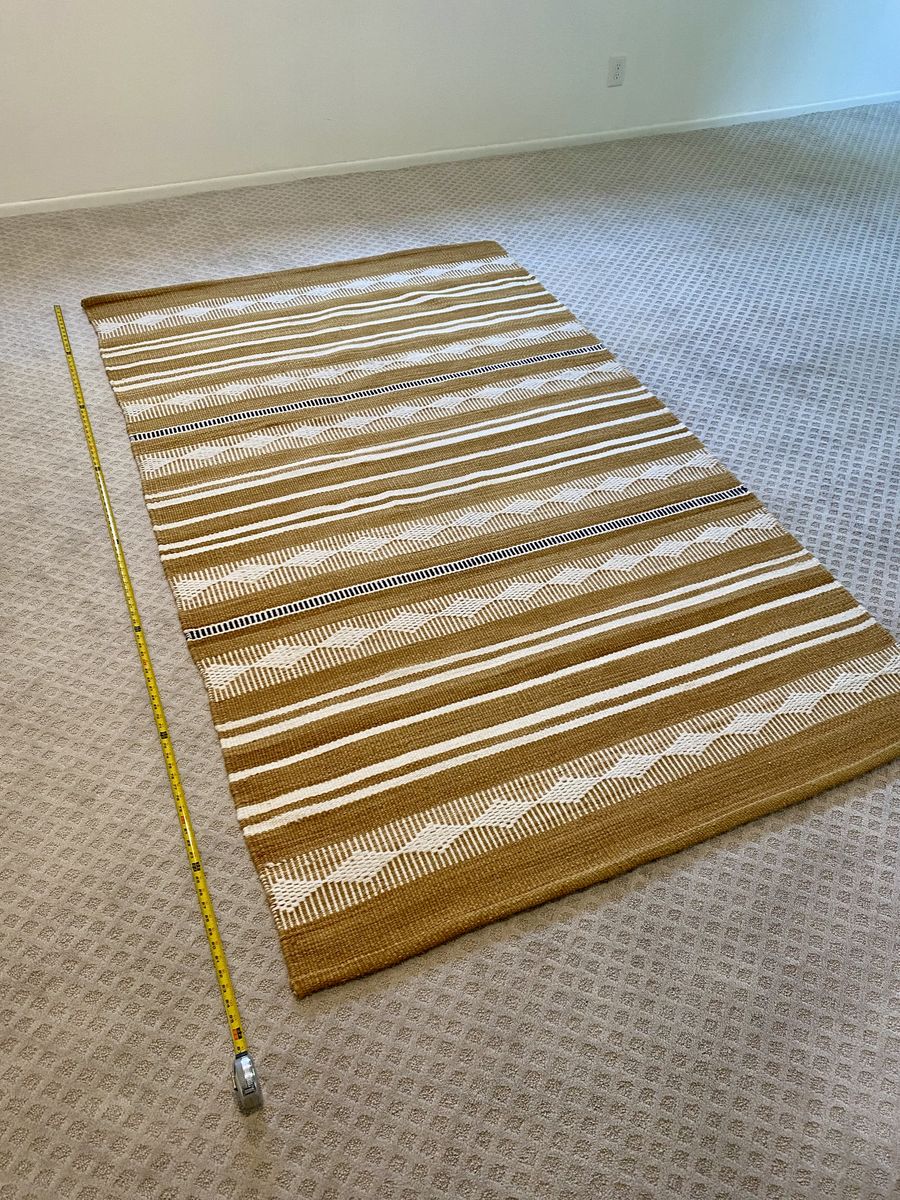 Handwoven Area Rug 5x8 ft - Geometric Pattern Brown/White - Good Condition