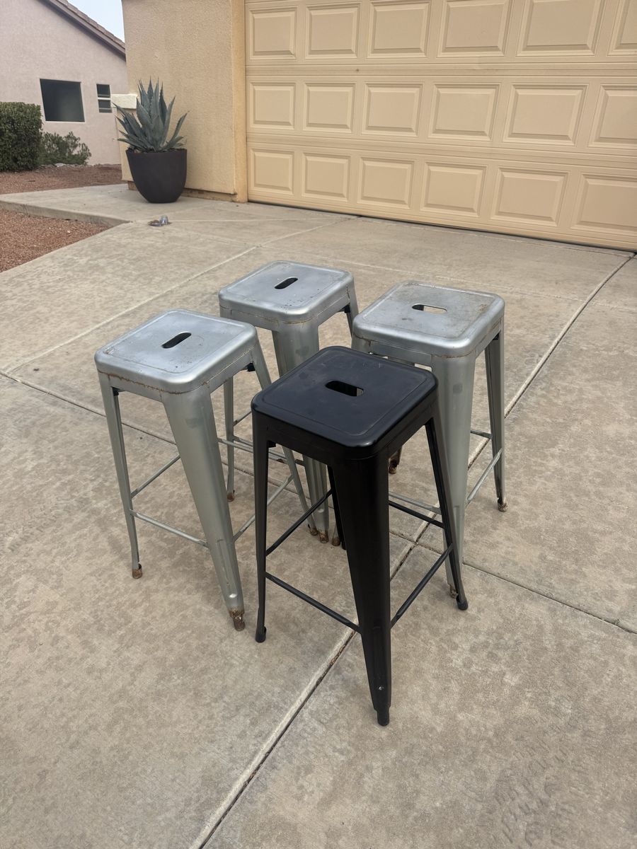 Set Of 4 Metal Barstools  - Great For Project