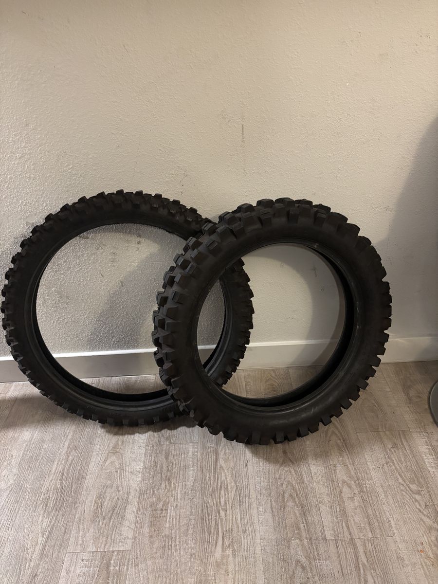 Shinko Cheater Dirt Tires - 21x3" F, 18x4" R