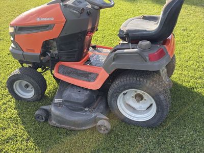 Husquvarna riding mower